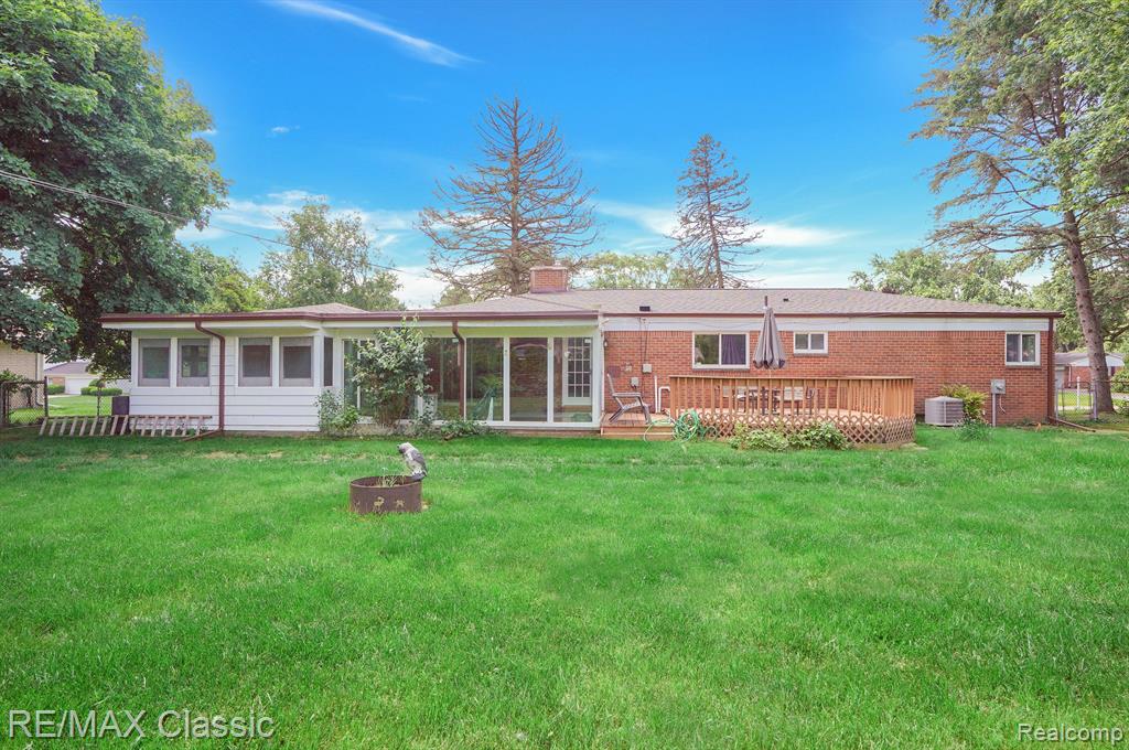 35192 Caryn Street Farmington Hills, MI 48331 - Photo 26 of 26