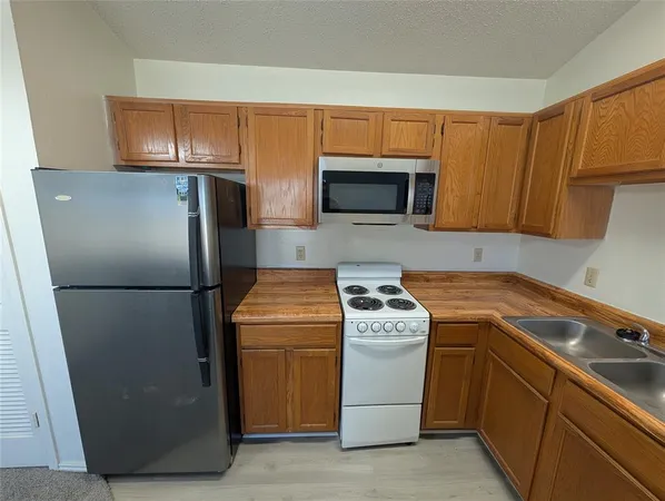 $850 | 6108 Abrams Road, Unit 423, Dallas, TX 75231