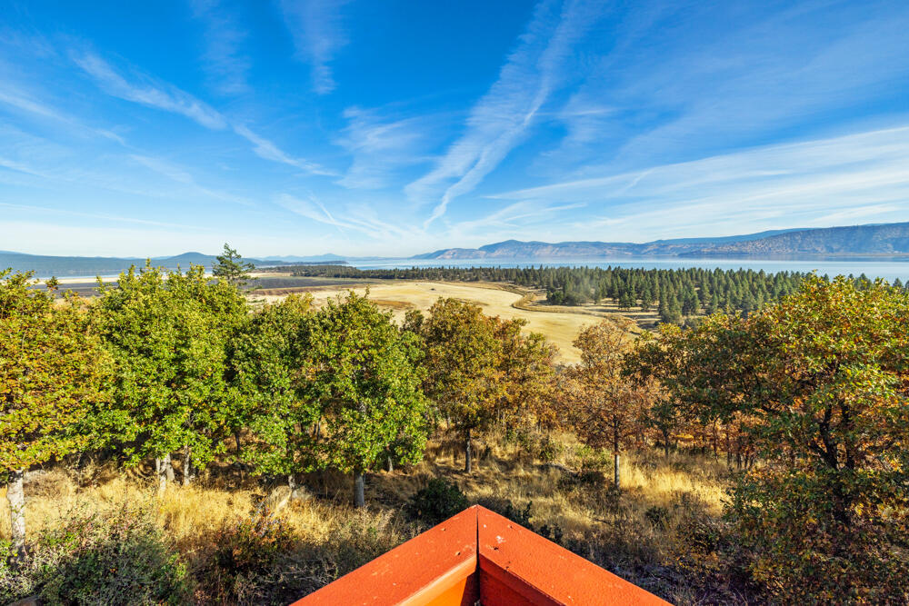11147 Kestrel Road Klamath Falls, OR 97601 - Photo 4 of 66 The Skillet Handle can be seen- 325 acres of protected wilderness with walking paths.