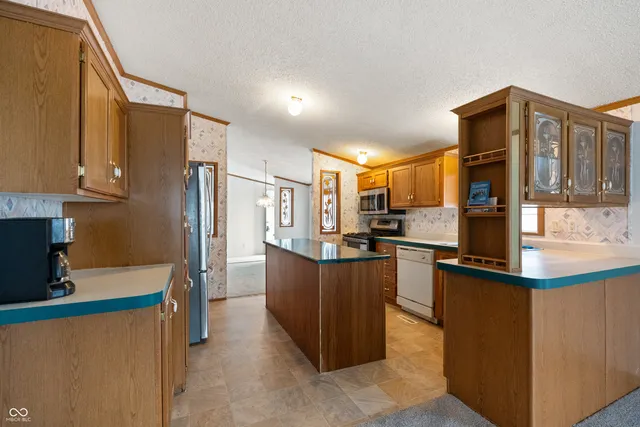 $184,900 | 4697 West Ridge Drive, Columbus, IN 47203