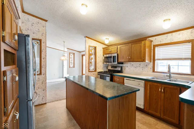 $184,900 | 4697 West Ridge Drive, Columbus, IN 47203