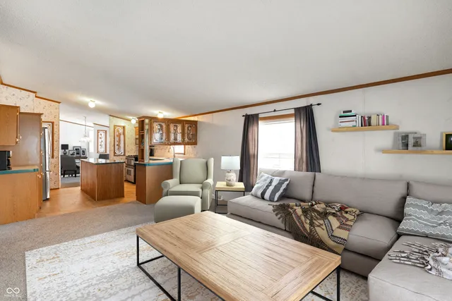 $184,900 | 4697 West Ridge Drive, Columbus, IN 47203