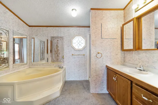 $184,900 | 4697 West Ridge Drive, Columbus, IN 47203