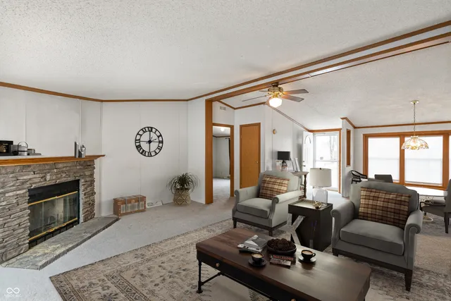 $184,900 | 4697 West Ridge Drive, Columbus, IN 47203