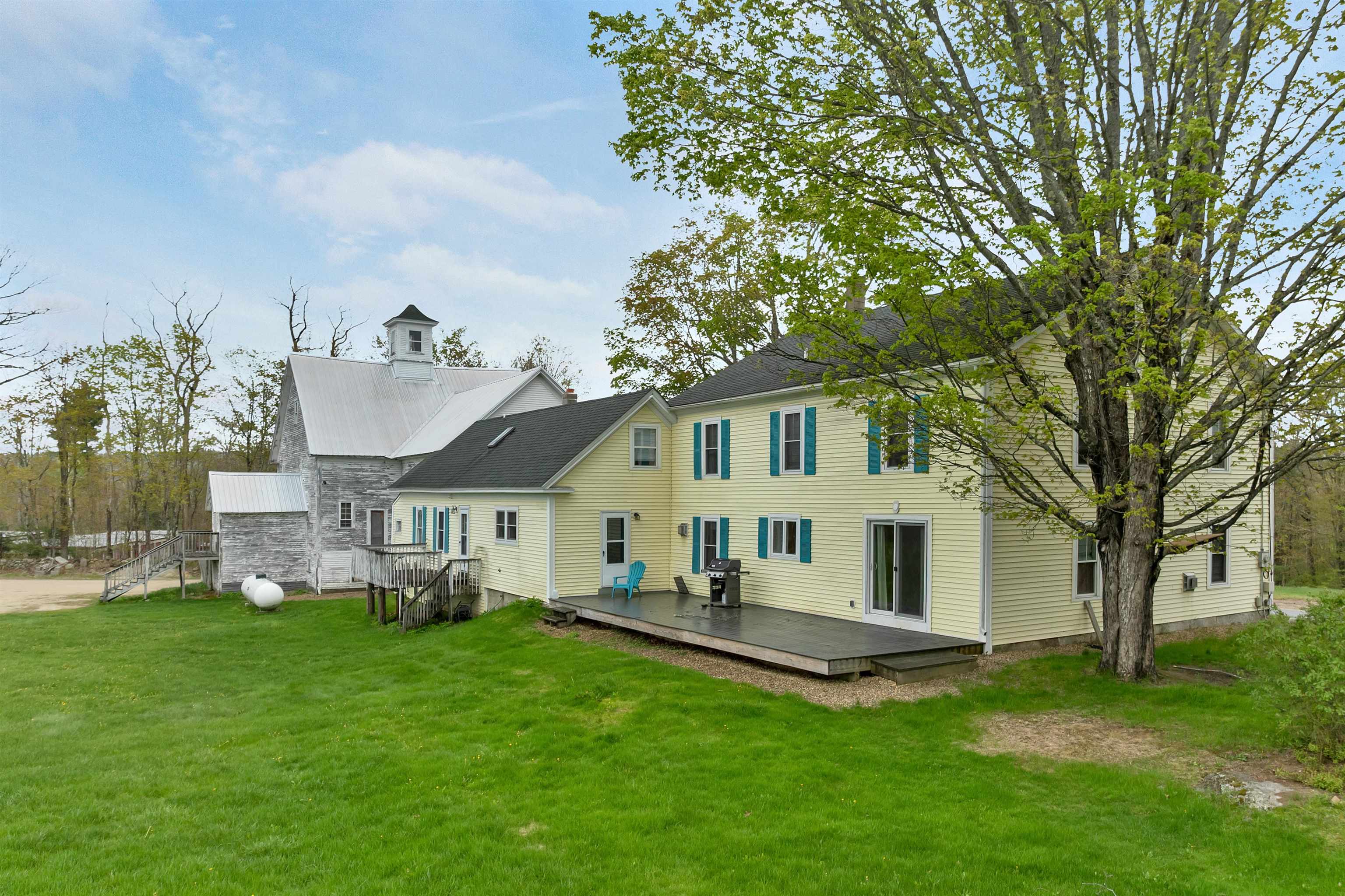 79 High Street Pittsfield, NH 03263 - Photo 3 of 60