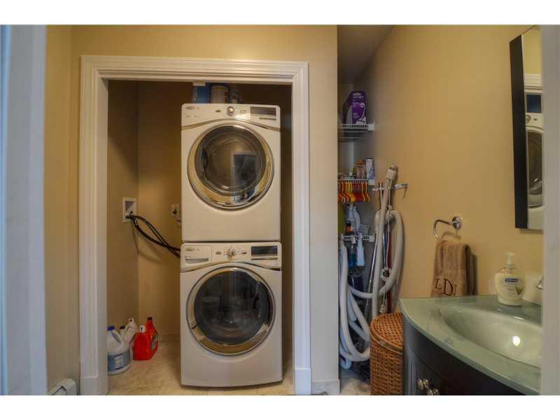 8 Blueberry Point Road Raymond, ME 04071 - Photo 14 of 29 Bathroom. first floor laundry and...