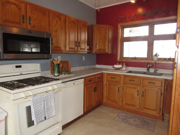 $398,000 | 10753 Knauf Avenue, Iona, MN 56141