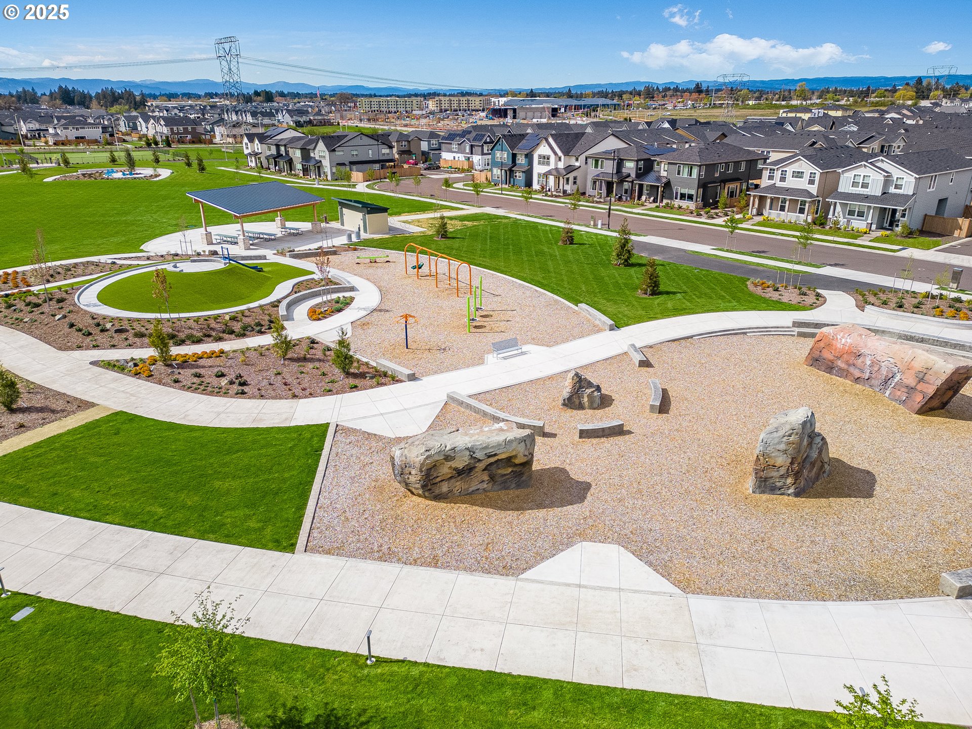 3365 Southwest 209th Avenue Hillsboro, OR 97123 - Photo 18 of 23 a view of a swimming pool and a yard