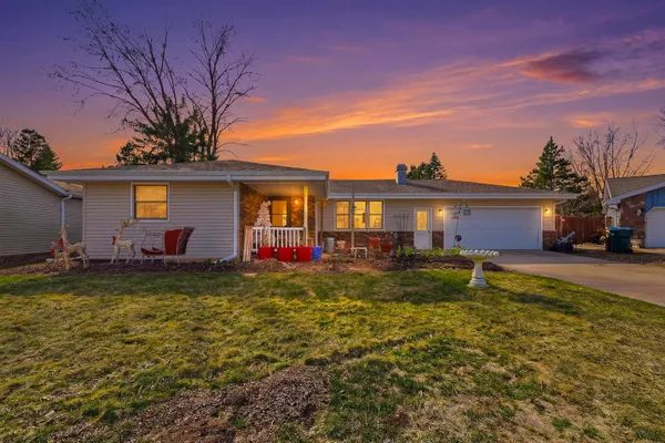 $400,000 | 2149 North Connies Court, Appleton, WI 54914