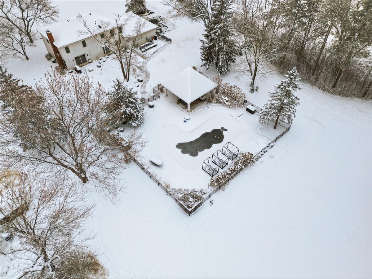 12 Crestview Lane Lake Barrington, IL 60010 - Photo 43 of 54 a view of outdoor space with seating