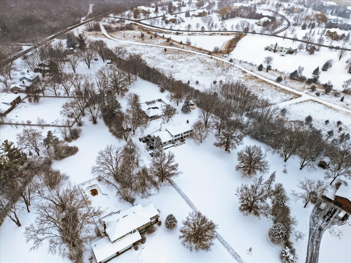 12 Crestview Lane Lake Barrington, IL 60010 - Photo 46 of 54