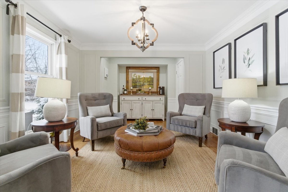 12 Crestview Lane Lake Barrington, IL 60010 - Photo 7 of 54 a living room with furniture a chandelier and a window