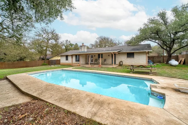 $499,000 | 1008 Dove Drive, Manchaca, TX 78652
