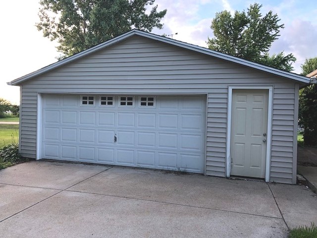 1188 Corregidor Road Amboy, IL 61310 - Photo 3 of 15