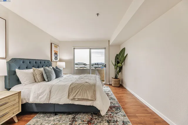 $620,000 | 535 Pierce Street, Unit 1307, Albany, CA 94706