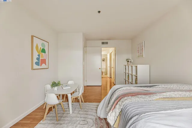 $620,000 | 535 Pierce Street, Unit 1307, Albany, CA 94706