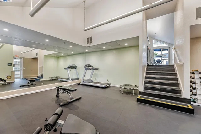 $620,000 | 535 Pierce Street, Unit 1307, Albany, CA 94706