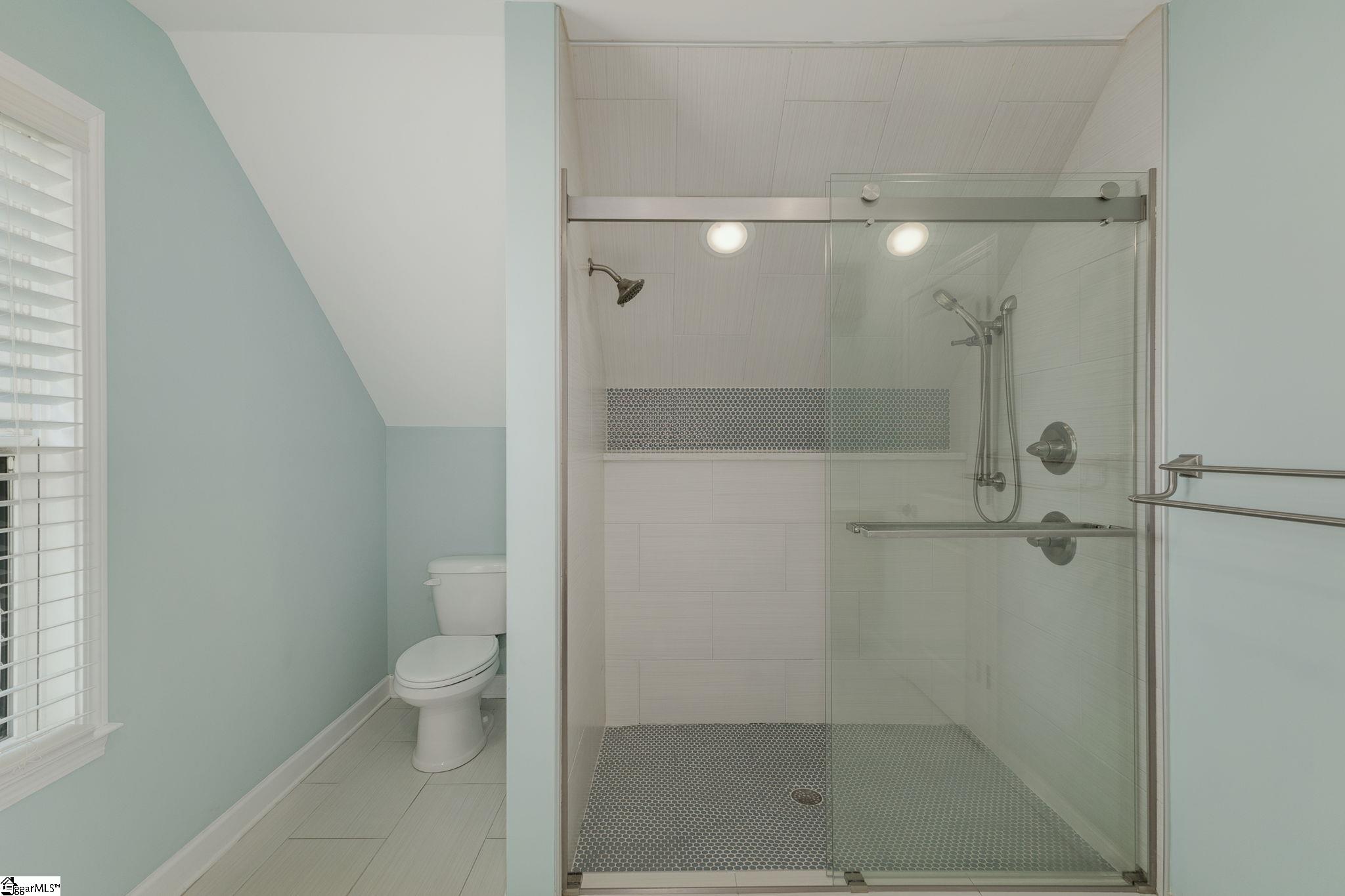 222 Keith Drive Greenville, SC 29607 - Photo 12 of 34 Gallery Image 12