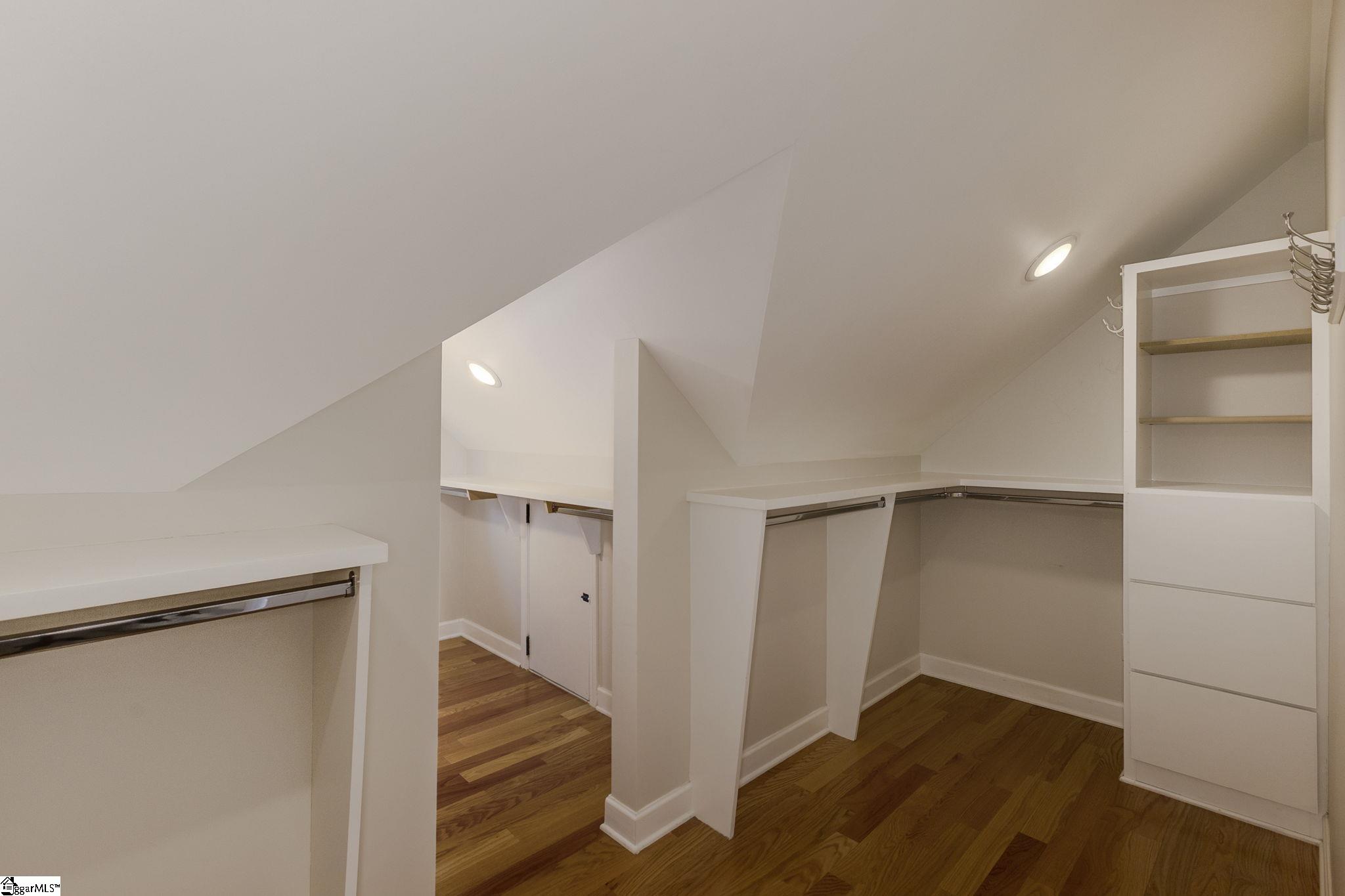 222 Keith Drive Greenville, SC 29607 - Photo 15 of 34 Gallery Image 15