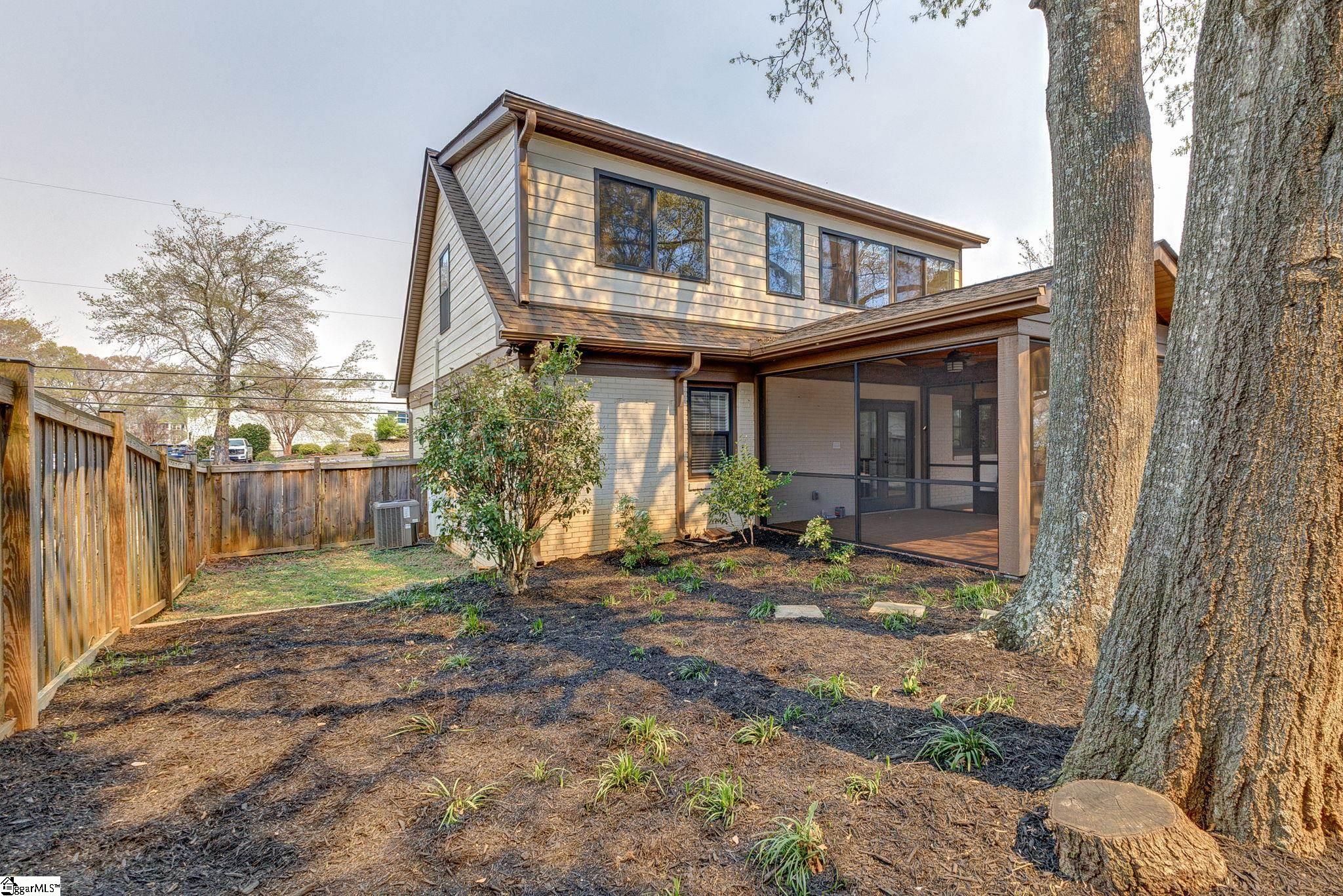 222 Keith Drive Greenville, SC 29607 - Photo 23 of 34 Gallery Image 23