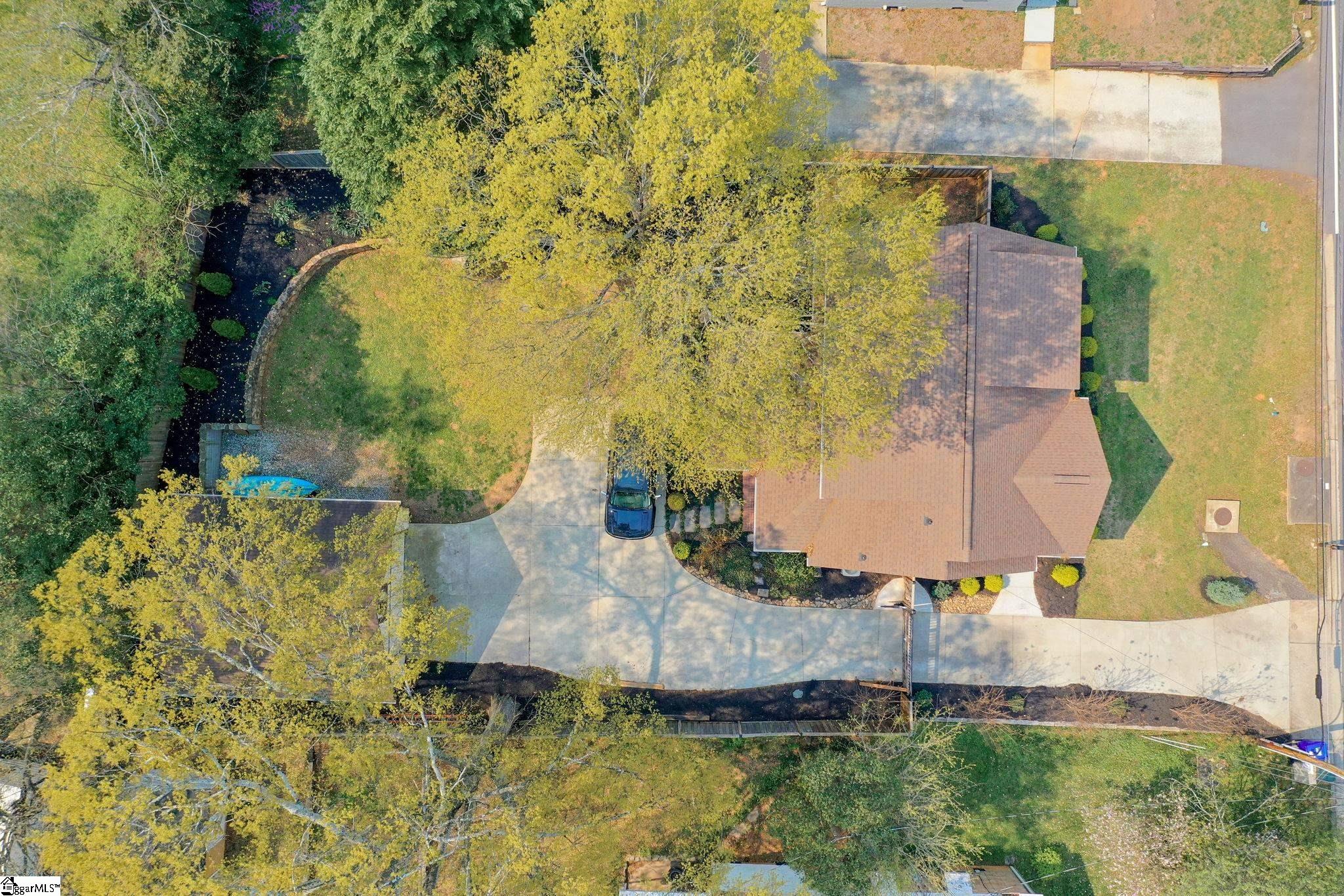 222 Keith Drive Greenville, SC 29607 - Photo 29 of 34 Gallery Image 29