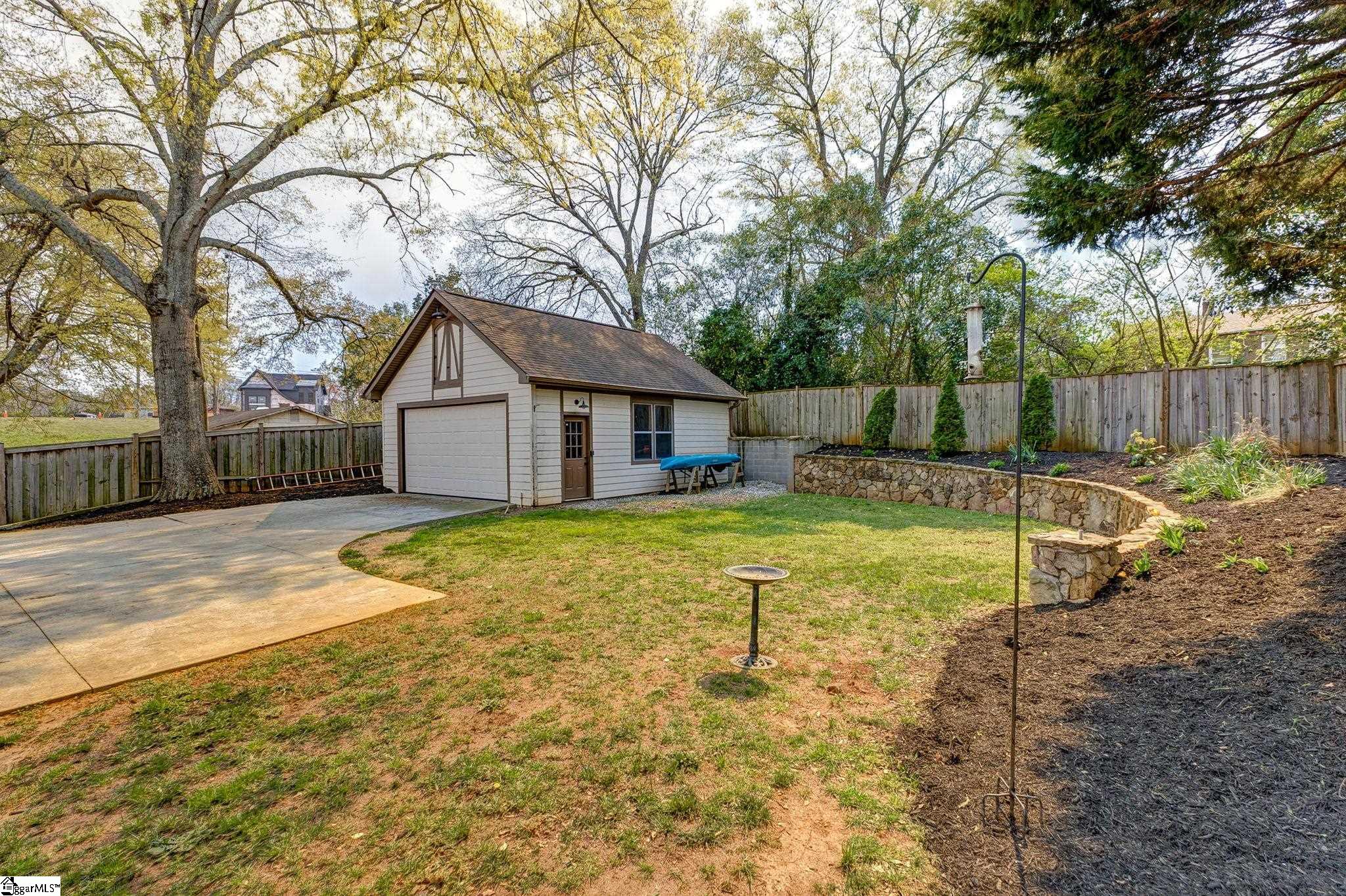 222 Keith Drive Greenville, SC 29607 - Photo 32 of 34 Gallery Image 32