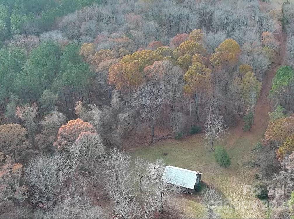 5120 Tabernacle Road Lancaster, SC 29720 - Photo 12 of 13 a view of a backyard of the house