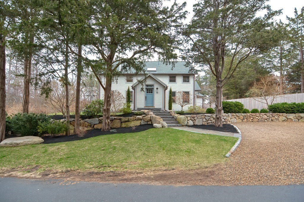 15 Norrock Road Gloucester, MA 01930 - Photo 2 of 35 Gallery Image 2