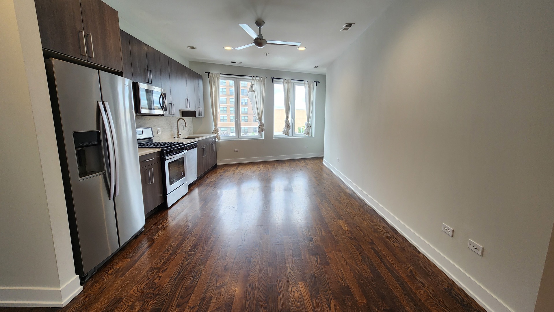 4428 North Sheridan Road, Unit 4H Chicago, IL 60640 - Photo 10 of 20