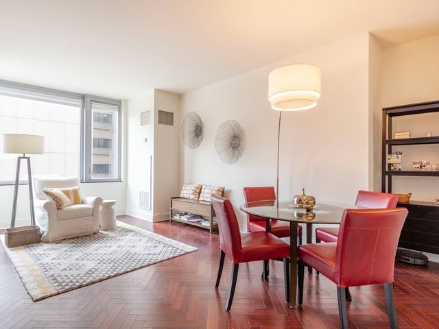 $620,000 | 1 Charles Street South, Unit 407, Boston, MA 02116