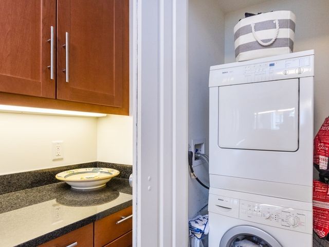 $620,000 | 1 Charles Street South, Unit 407, Boston, MA 02116