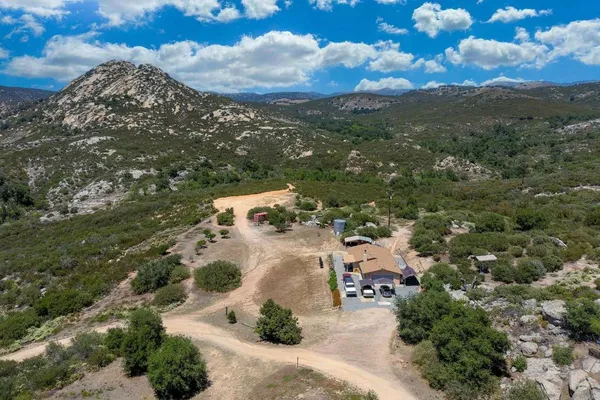 $825,800 | 27824 Golden Eagle Road, Ramona, CA 92065