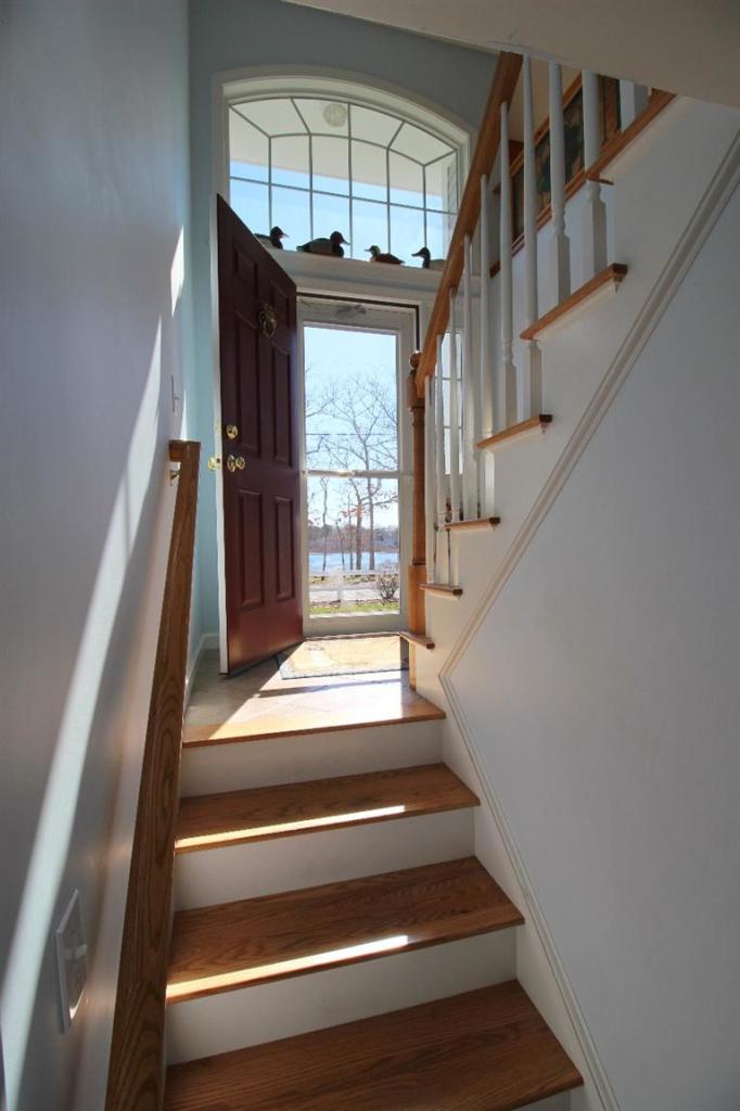 213 Monomoscoy Road Mashpee, MA 02649 - Photo 19 of 33 a view of entryway