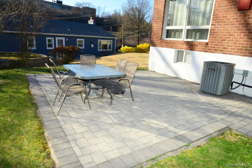 69 Wingate Road Yonkers, NY 10705 - Photo 11 of 40 Patio 2