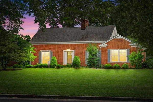 $315,000 | 2802 Cox Mill Road, Hopkinsville, KY 42240