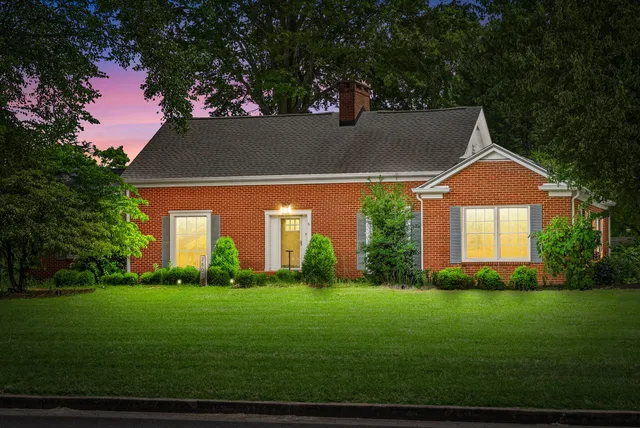 $315,000 | 2802 Cox Mill Road, Hopkinsville, KY 42240