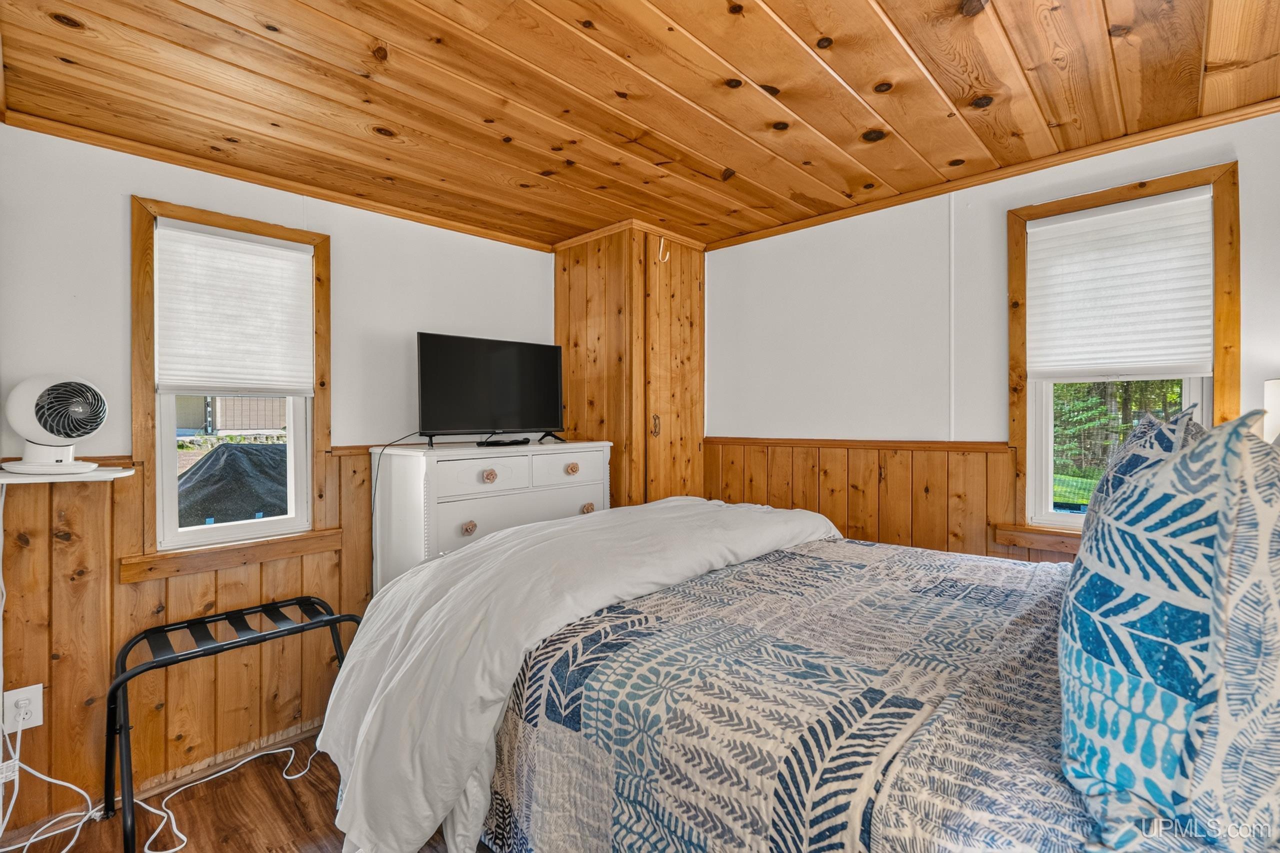 703 Corbridge Road Gulliver, MI 49840 - Photo 24 of 77