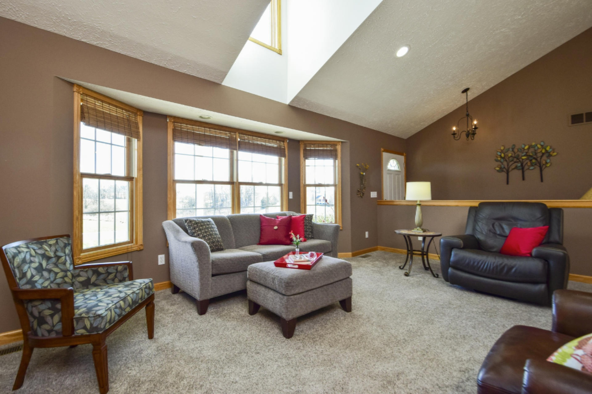 4048 South Rolling Ridge Wayland, MI 49348 - Photo 7 of 32 006-photo-living-room-8004005