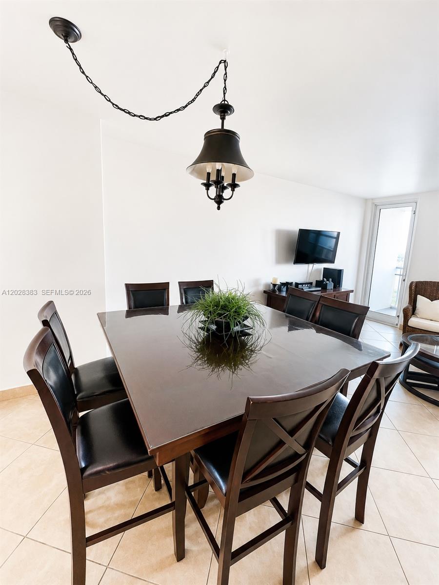 100 Lincoln Road, Unit 602 Miami Beach, FL 33139 - Photo 7 of 35