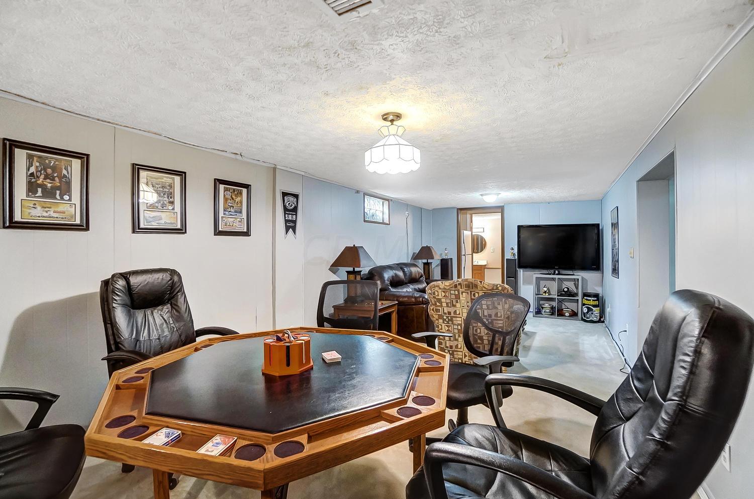 1636 Courtright Road Columbus, OH 43227 - Photo 39 of 51 Gallery Image 39