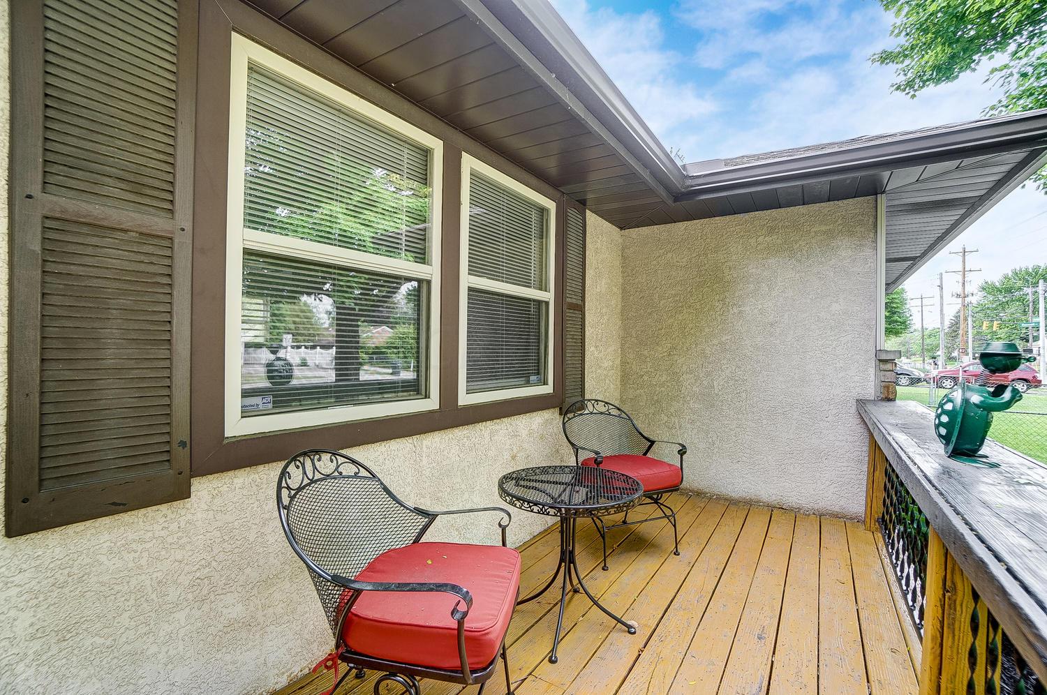 1636 Courtright Road Columbus, OH 43227 - Photo 4 of 51 Gallery Image 4