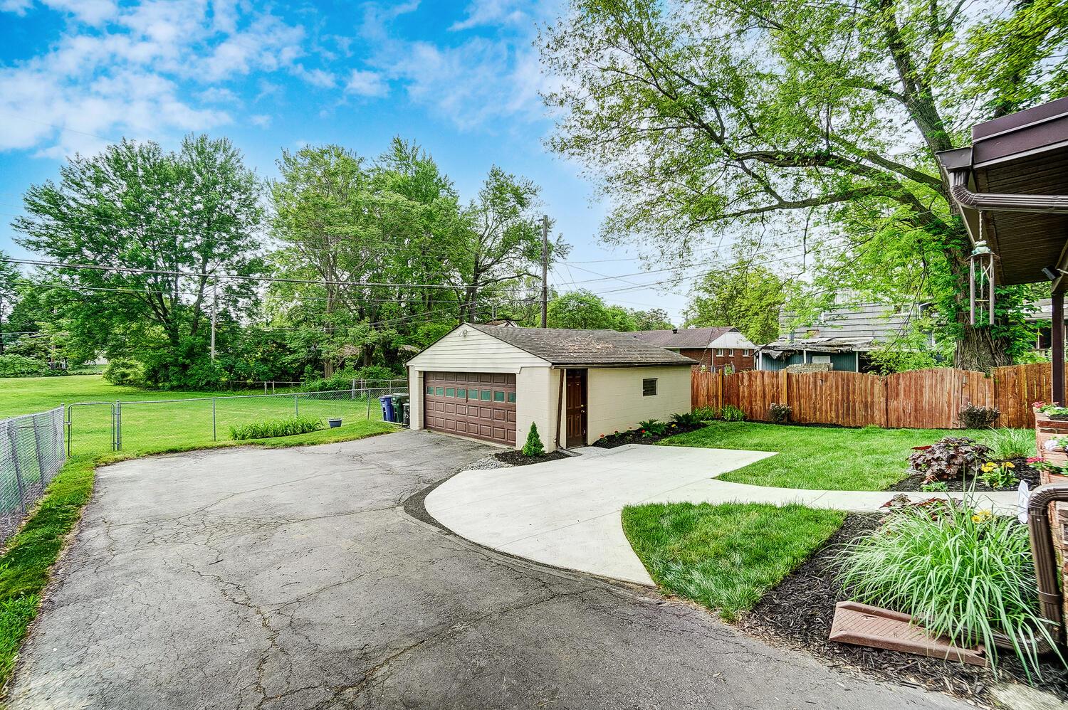 1636 Courtright Road Columbus, OH 43227 - Photo 49 of 51 Gallery Image 49