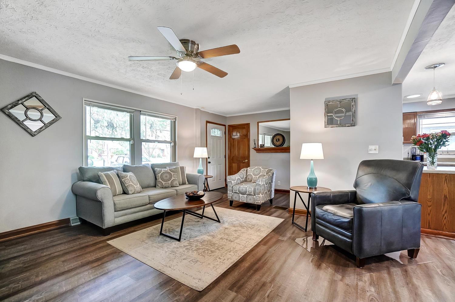 1636 Courtright Road Columbus, OH 43227 - Photo 6 of 51 Gallery Image 6