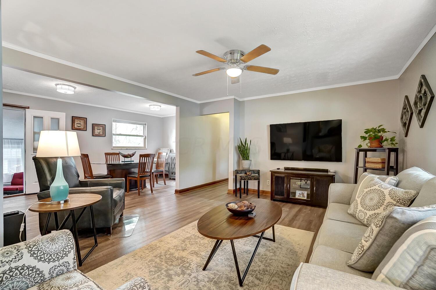 1636 Courtright Road Columbus, OH 43227 - Photo 8 of 51 Gallery Image 8