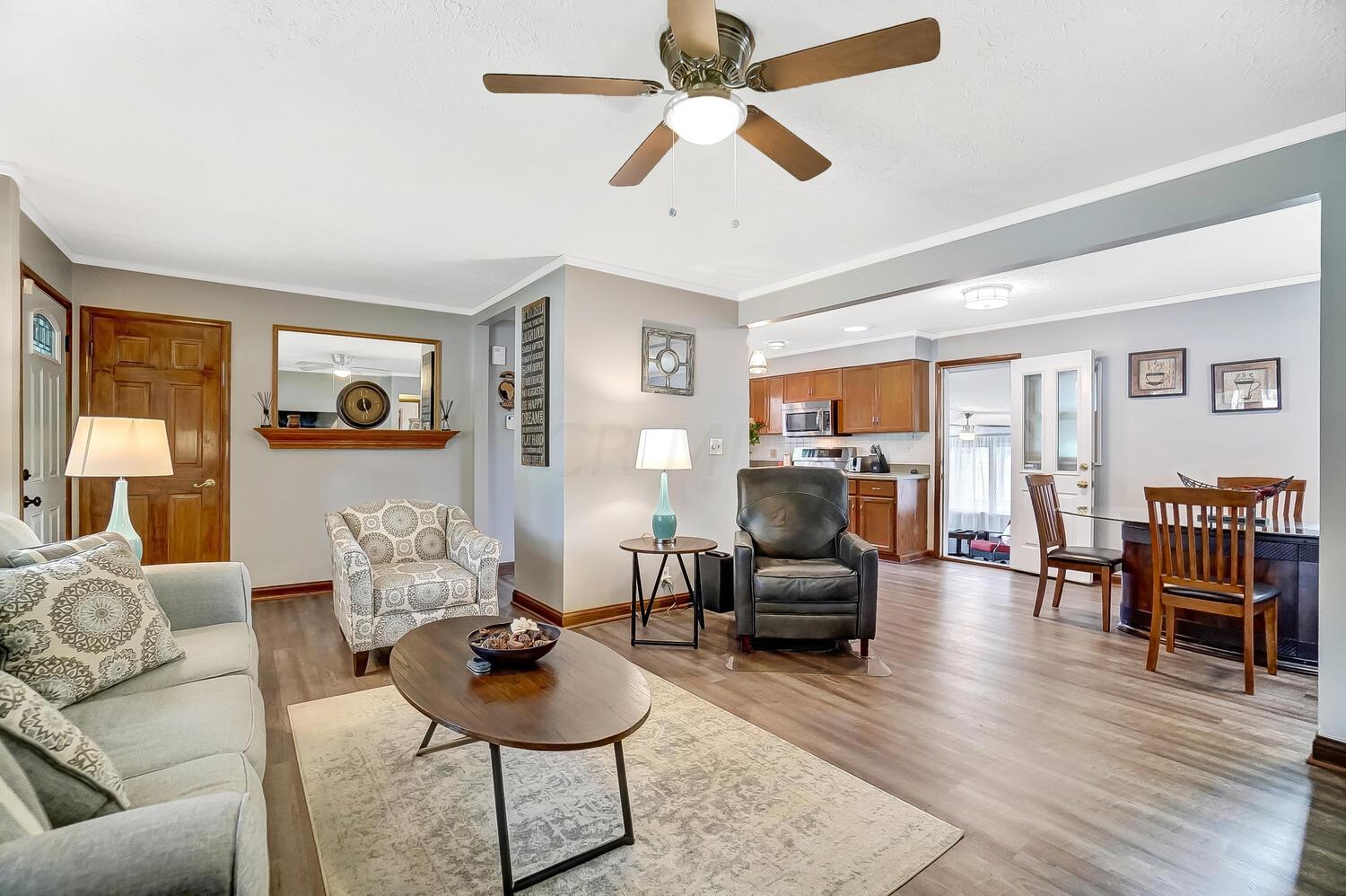 1636 Courtright Road Columbus, OH 43227 - Photo 9 of 51 Gallery Image 9