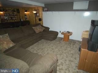 1133 Tuckerton Road Reading, PA 19605 - Photo 4 of 6