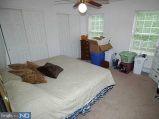 1133 Tuckerton Road Reading, PA 19605 - Photo 5 of 6