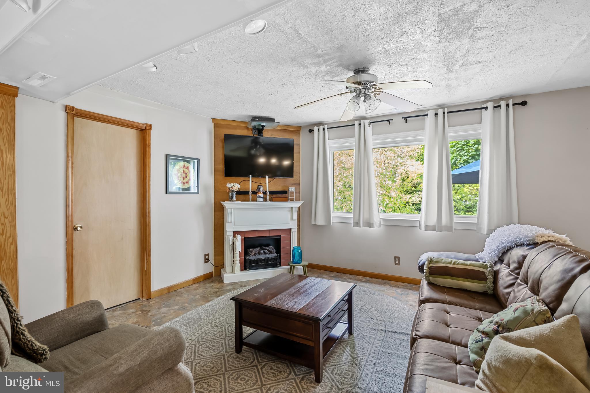 3 Montclair Drive Delran, NJ 08075 - Photo 17 of 36