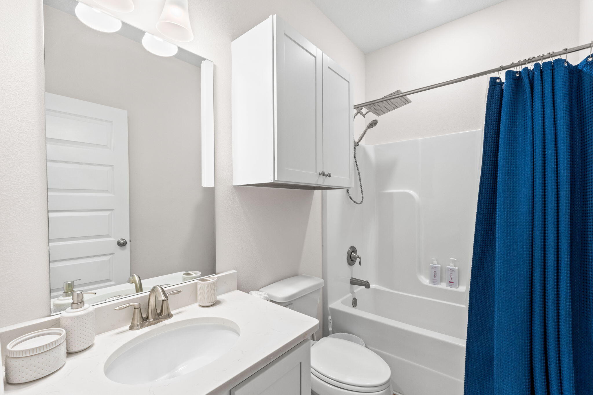 44 Secluded Circle Freeport, FL 32439 - Photo 28 of 43 a bathroom with a sink toilet and shower