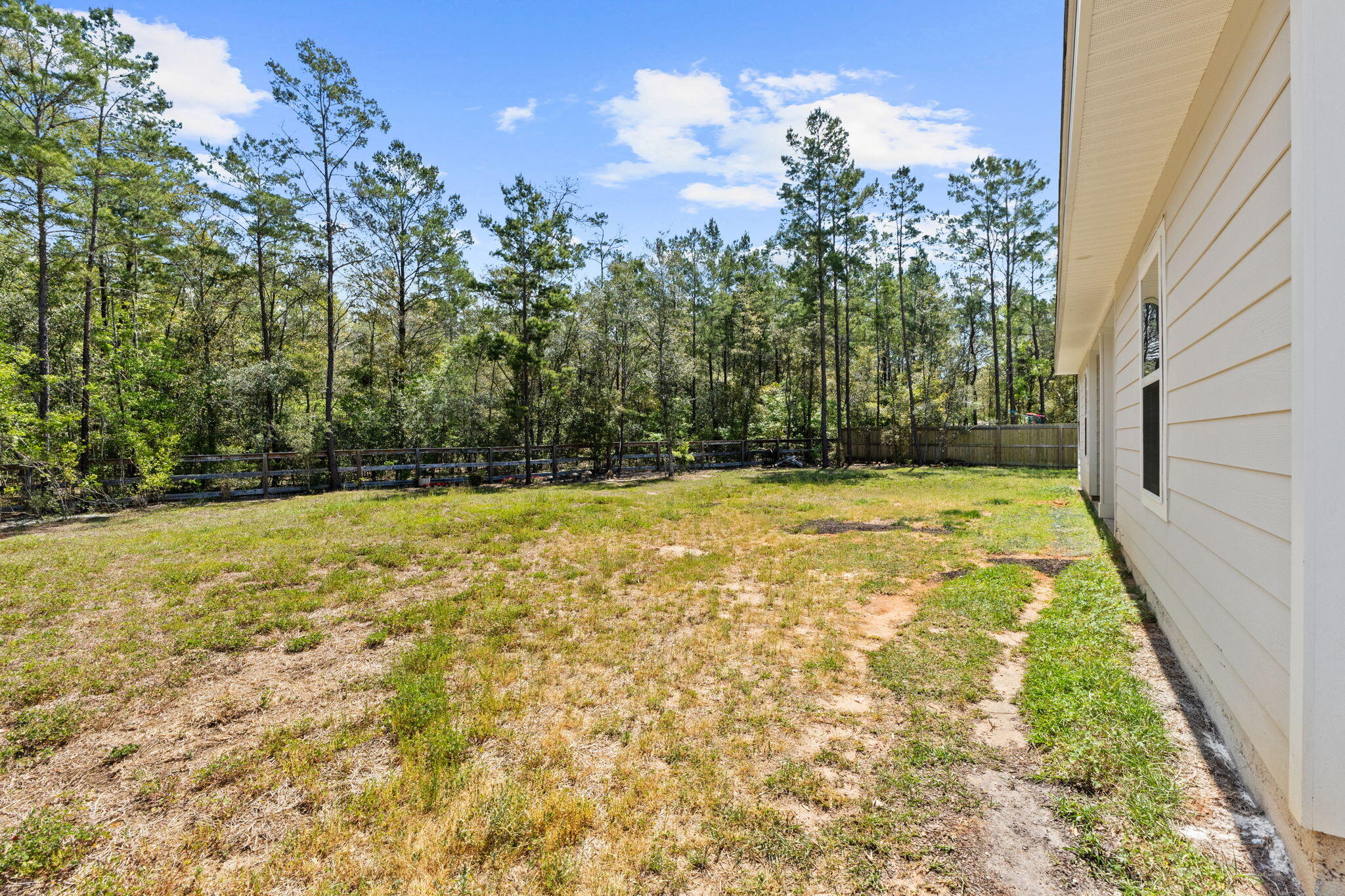 44 Secluded Circle Freeport, FL 32439 - Photo 40 of 43 a view of house with yard